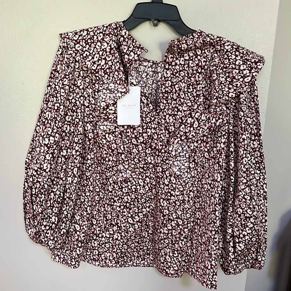 TED BAKER LONDON Ruffle-Trim Abstract Top - Picture 4 of 13